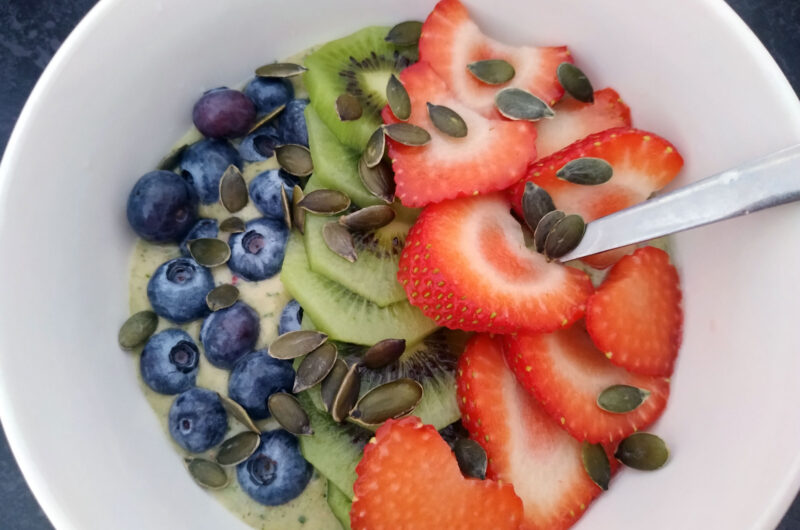 Frozen kale smoothie bowl