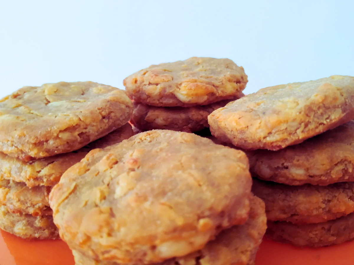 Gluten-free cheesy biscuits