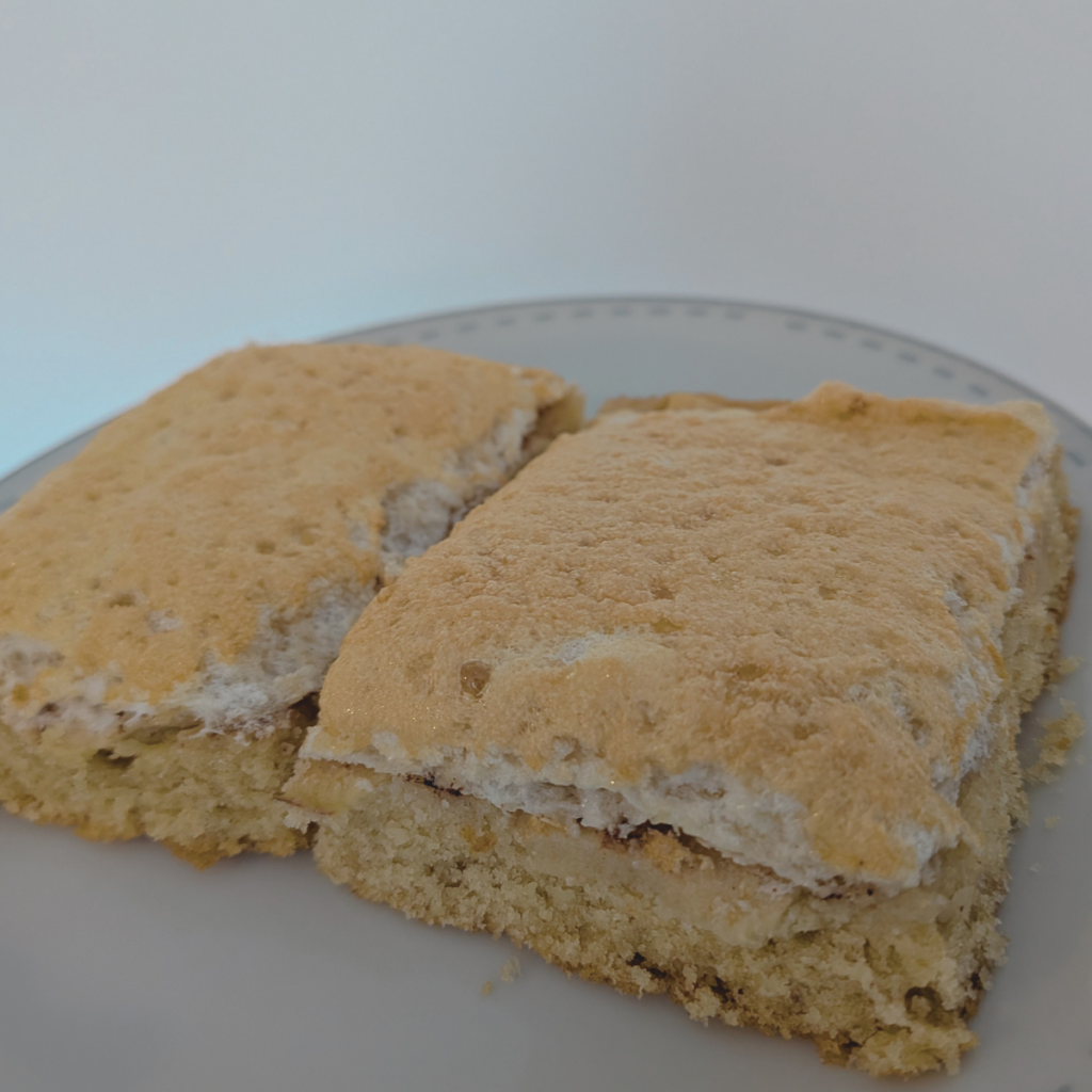 Pisarakook - gluten free sour apple tear cake